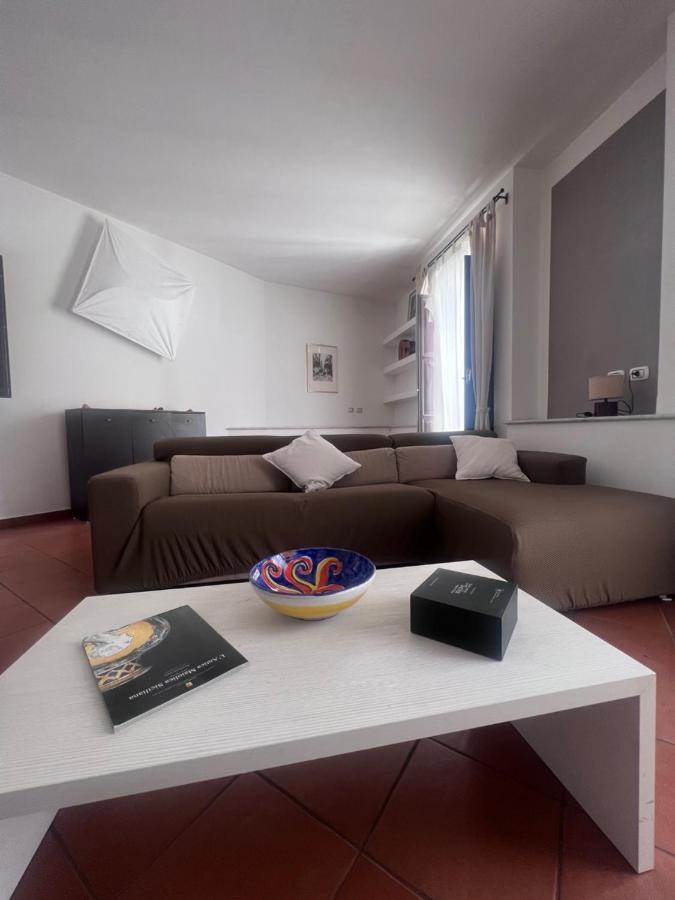Terrazza Rosa Bianca Apartment Palermo Luaran gambar